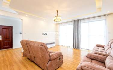 Furnished 3 Bed Apartment with En Suite in Brookside