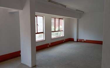 724 ft² Office with Service Charge Included in Upper Hill