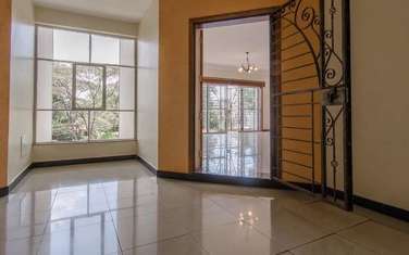 3 Bed Apartment with Balcony at Rhapta Rd