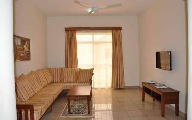 Furnished 2 Bed Apartment with En Suite at Links Road