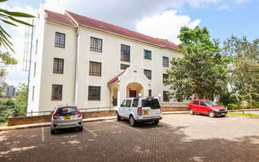 Serviced 3 Bed Apartment with En Suite in Muthaiga