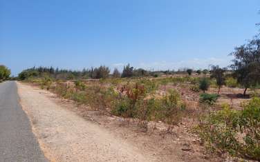 450 m² residential land for sale in Bofa