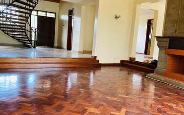5 Bed Townhouse with En Suite at Karen Waterfront