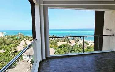 3 Bed Apartment with En Suite in Tudor