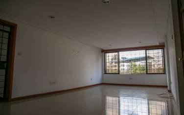 3 Bed Apartment with En Suite at Ojijo