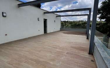 3 Bed Townhouse with En Suite at Gated Community