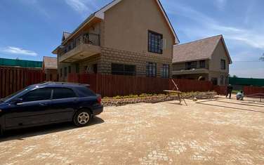 4 Bed Apartment with En Suite in Ngong Road