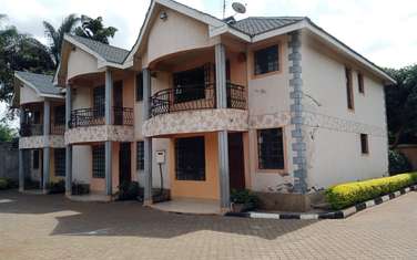 3 Bed Villa with En Suite at Nyari West