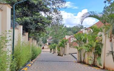 4 Bed House with En Suite in Kyuna