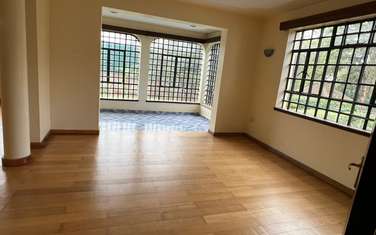 5 Bed Townhouse with Garage in Runda