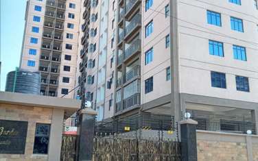 1 Bed Apartment with Balcony in Kilimani