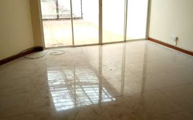 3 Bed Townhouse with En Suite at Hurlingham