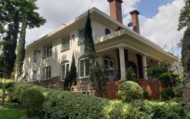 5 Bed Townhouse with En Suite in Karen Hardy