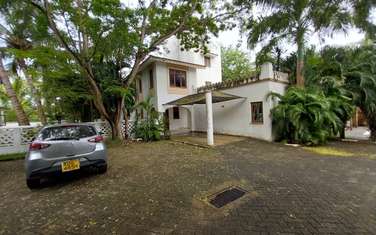 4 Bed Villa with En Suite at Nyali Mombasa