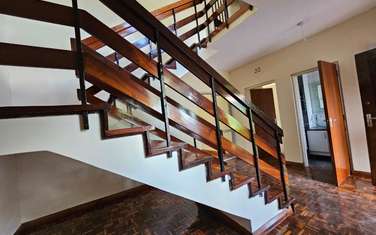 4 Bed Townhouse with En Suite at Lavington