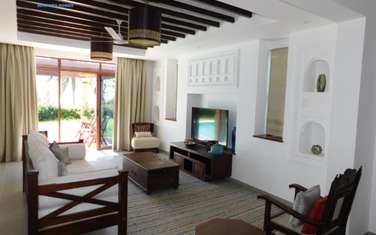 Furnished 4 bedroom villa for rent in Kikambala