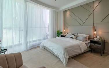 2 Bed Apartment with En Suite at 4Th Parklands Avenue