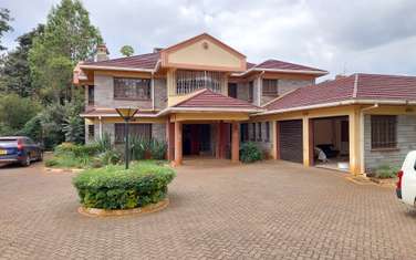 5 Bed House with En Suite at Flem Tree