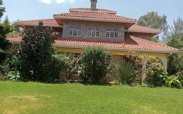 6 Bed House with En Suite at Nzohe