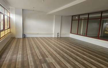 905 ft² Office with Service Charge Included at Ngara