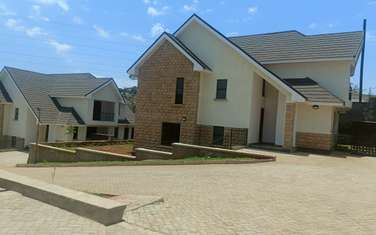 4 Bed Townhouse with En Suite in Redhill