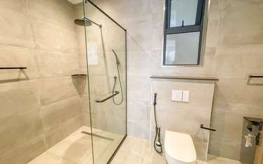 3 Bed Apartment with En Suite in Spring Valley