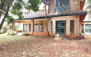 5 Bed House with En Suite at Marula Road