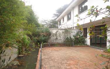 2 Bed Townhouse with En Suite in Kileleshwa