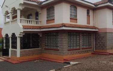 5 Bed House with En Suite in Membley