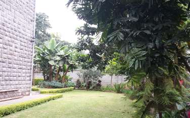 5 Bed House with Garden in Thigiri