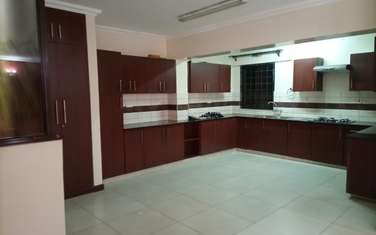 3 Bed Apartment with En Suite in Parklands