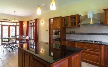 5 Bed House with En Suite in Karen