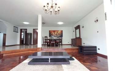 5 Bed Townhouse with Garage in Westlands Area
