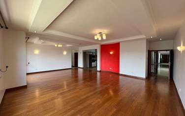 3 Bed Apartment with En Suite in Kileleshwa