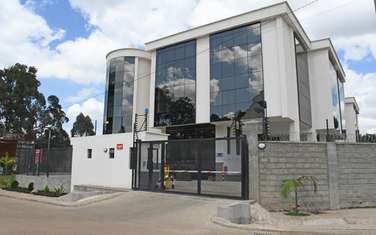 2,000 ft² Office with Service Charge Included in Karen