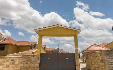 4 Bed Townhouse with En Suite at Kenpipe Gardens