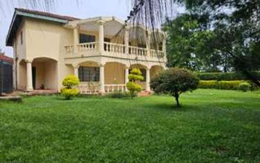 5 Bed House with En Suite at Roysambu