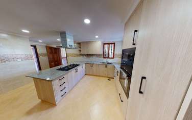 5 Bed House with En Suite at Spring Valley