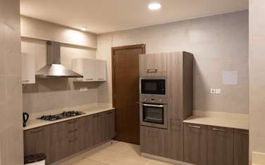 Serviced 3 Bed Apartment with En Suite at The Residences