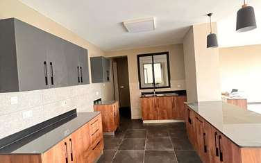 3 Bed Apartment with En Suite in Kilimani