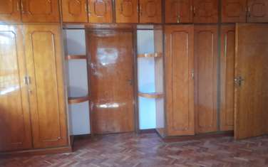4 Bed House with En Suite in Nyari