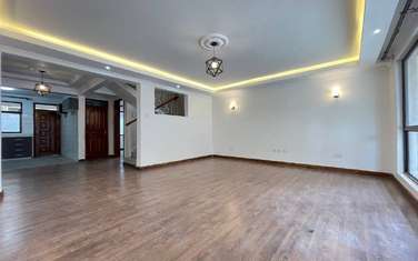 4 Bed Apartment with En Suite in Kitisuru