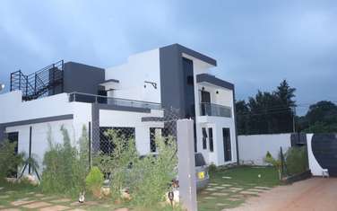 4 Bed Villa with En Suite in Ruiru