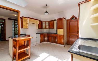 4 Bed House with En Suite in Kilimani