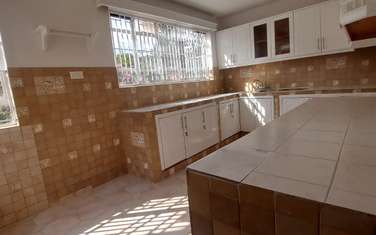 4 Bed Townhouse with En Suite at Kileleshwa