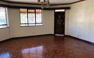 Serviced 3 Bed Apartment with En Suite at 1St Parklands