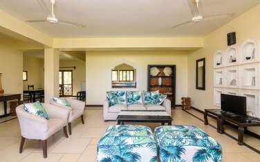 Furnished 2 Bed Apartment with Swimming Pool in Watamu