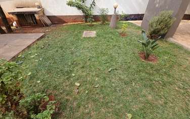 5 Bed Townhouse with En Suite at Lavington