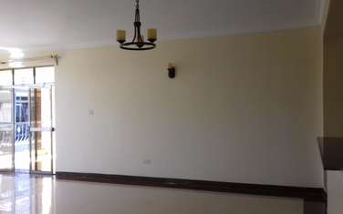 3 Bed Apartment with En Suite in Lavington