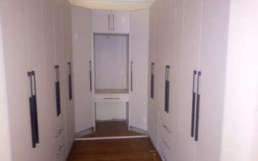 5 Bed Villa with En Suite in Karen